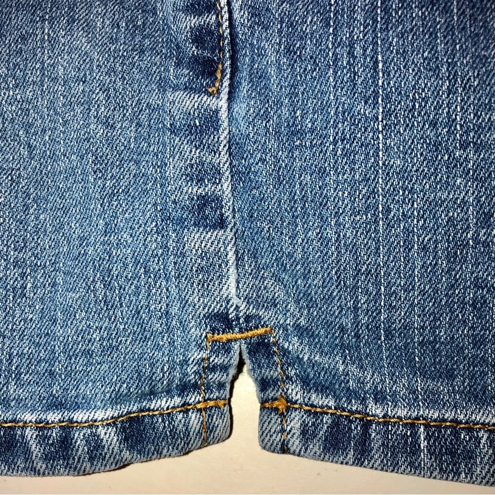 Vintage Levi’s SuperLow Stretch Denim Shorts (13 Junior) - Picture 12 of 15